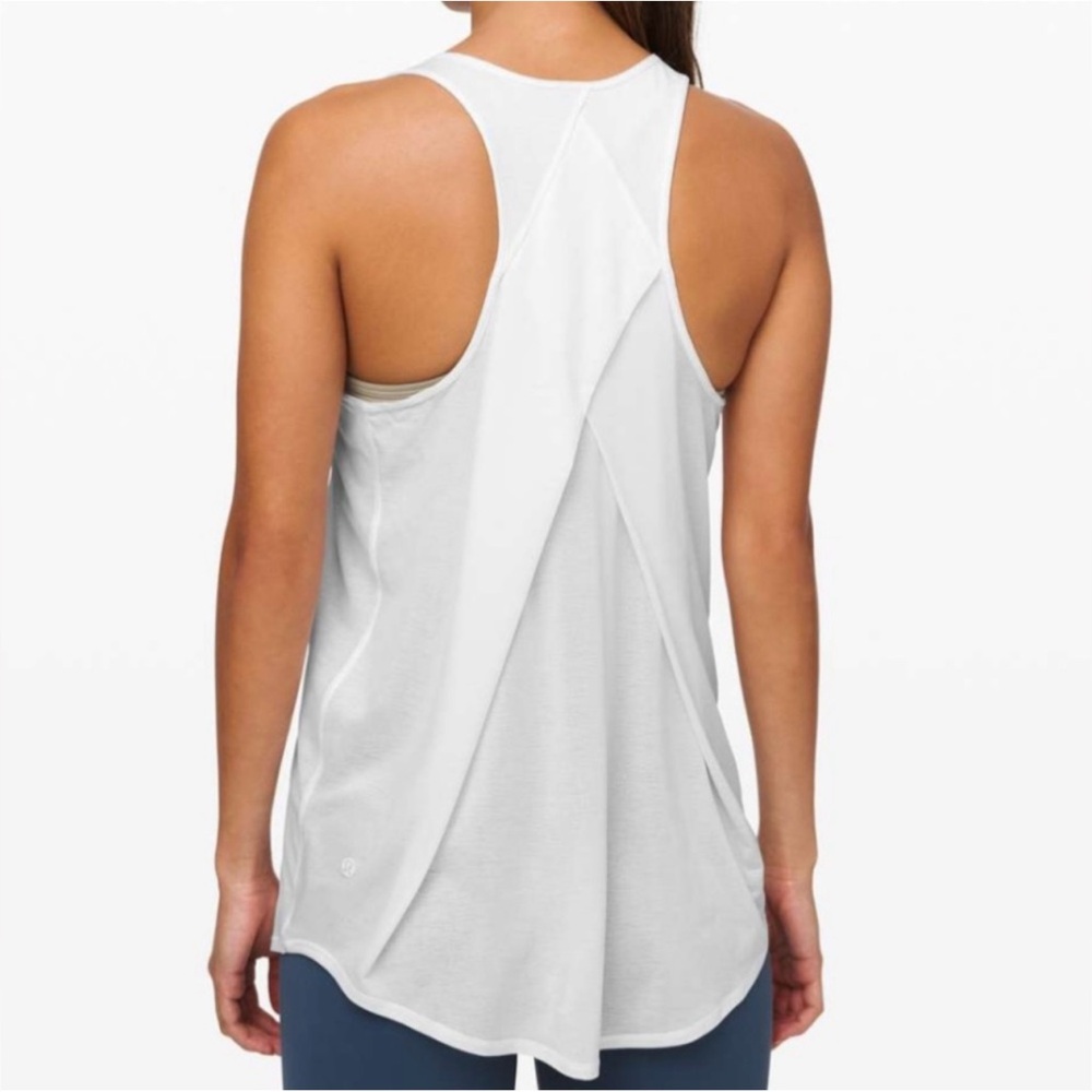 Lululemon Essential Tank Pleated White Size 8/10